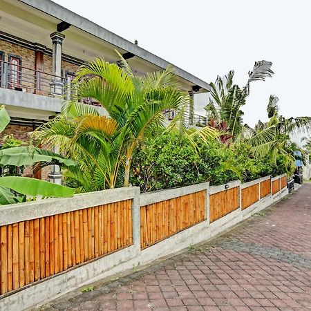 Oyo 90458 Pucuk Bali Guest House チャングー エクステリア 写真