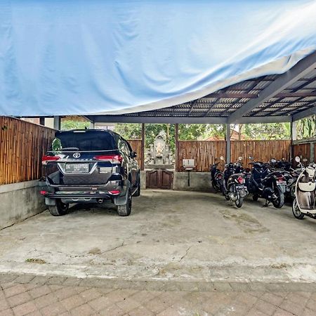 Oyo 90458 Pucuk Bali Guest House チャングー エクステリア 写真
